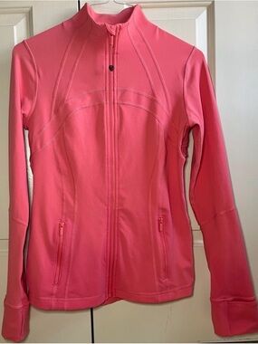 🍒LULULEMON sz 10 DEFINE Jacket RASPBERRY CREAM Peachy-Pink ~ YUMMY!